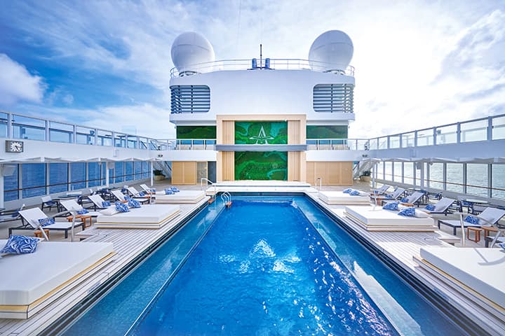 Albatross Pool aboard ASUKA III